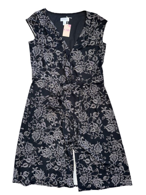 Vestido ANN TAYLOR talla 4 fondo negro y arriba gris, elasticado cruzado